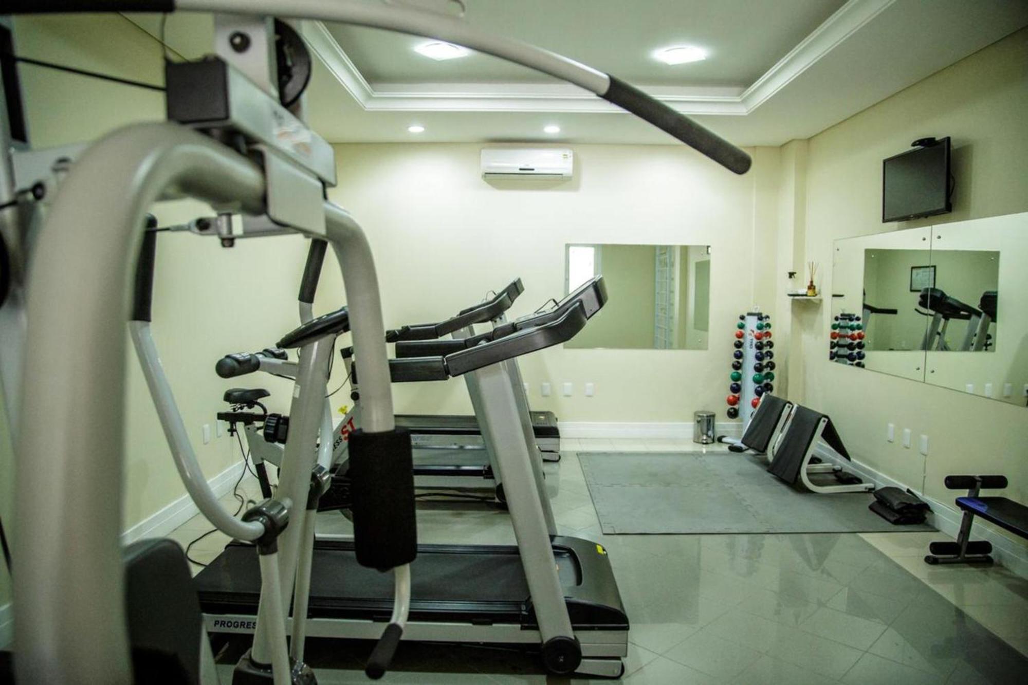 ג'וינוויל Le Village Flats E Hotel מראה חיצוני תמונה