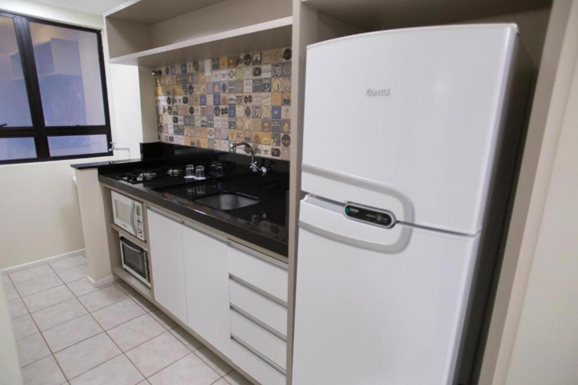 ג'וינוויל Le Village Flats E Hotel מראה חיצוני תמונה